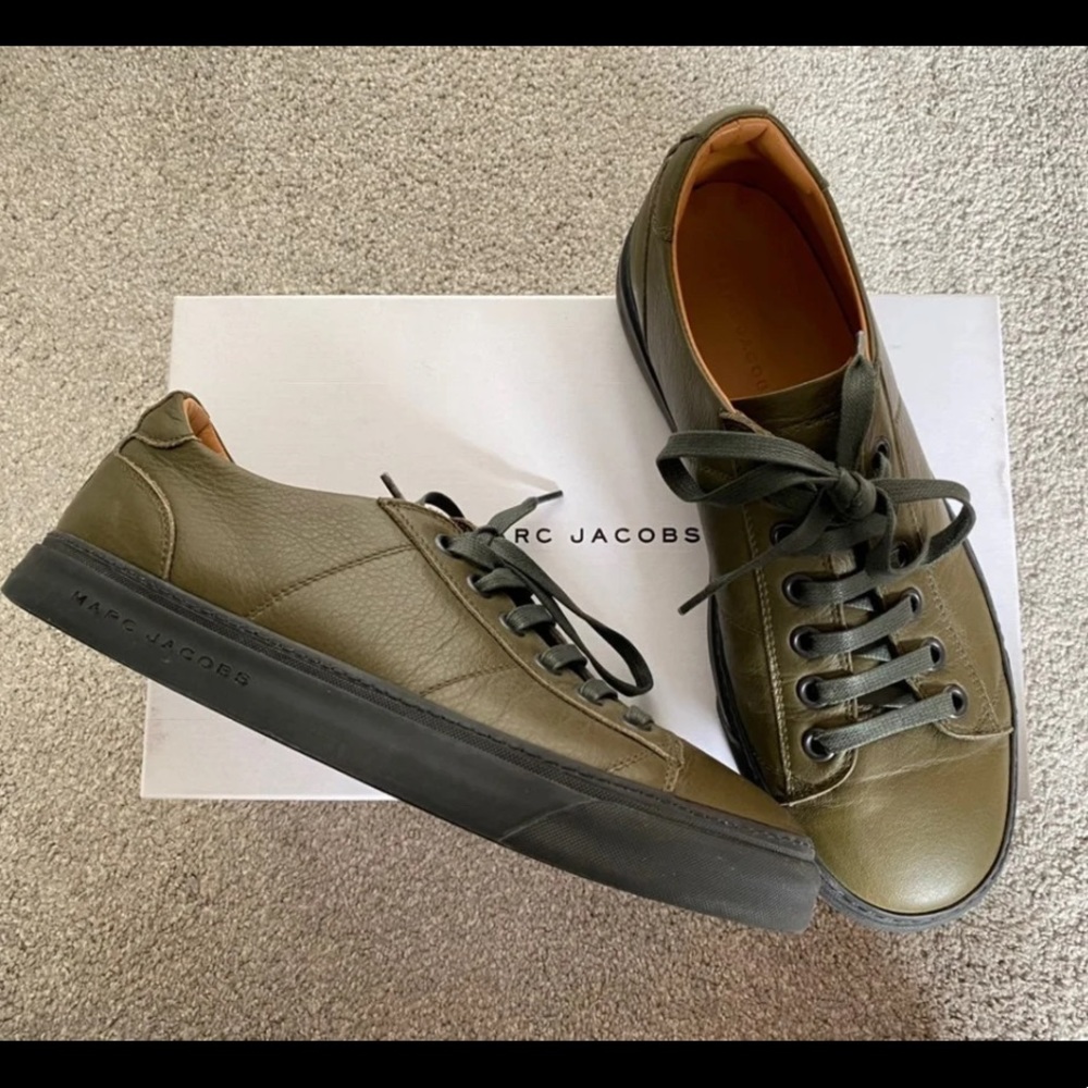 Marc Jacobs Men’s Italian Made Leather Sneakers
